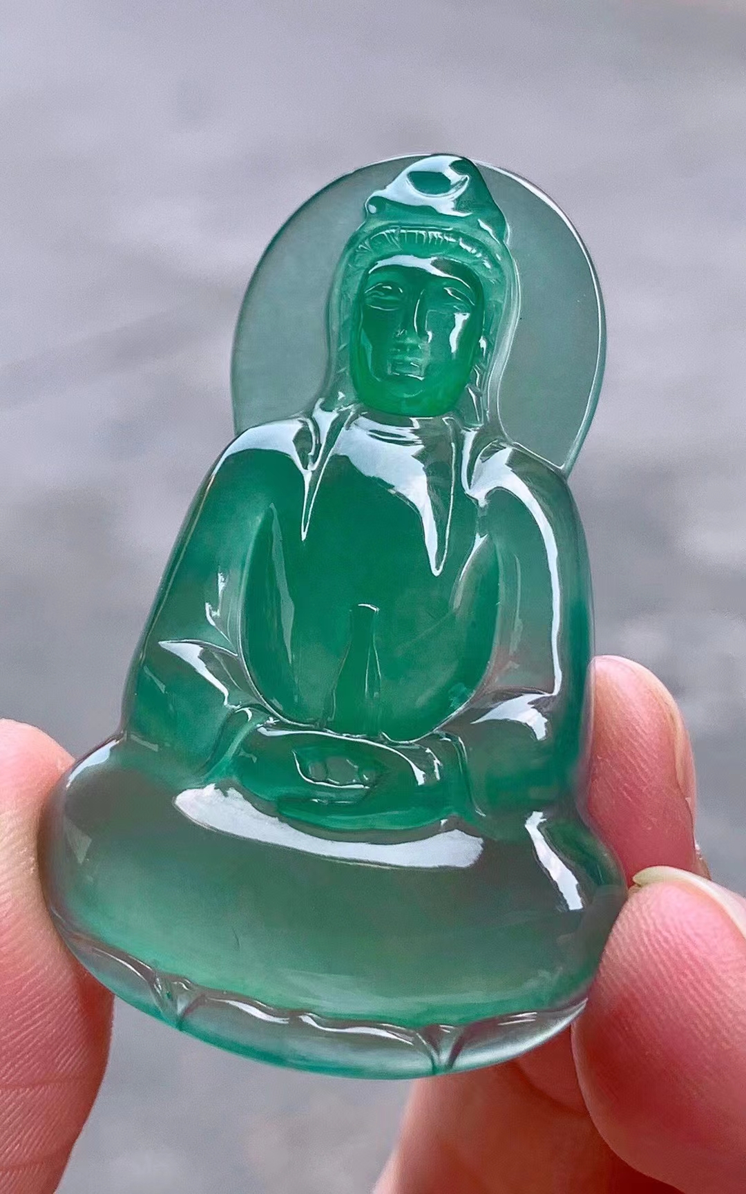 國翠世家珠寶