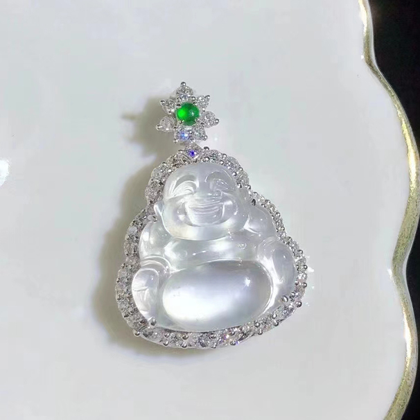高冰玻璃感翡翠彌勒佛墜 光之所達(dá)，盡是美好[愛心] 性價(jià)比的一件，喜詢