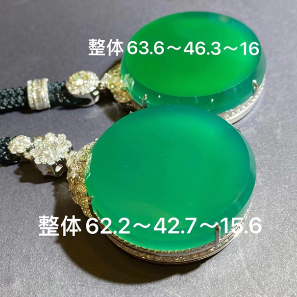 翡翠圓牌素面一對(duì) 都是收藏級(jí)別，很難遇 且買且珍惜，推薦[玫瑰][玫瑰][玫瑰]