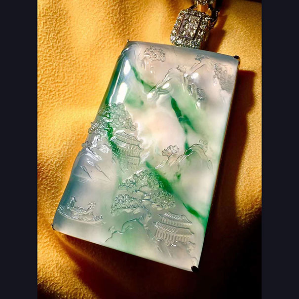 翡翠山水牌 冰色佳，雕工細膩 收藏佩戴都是首選，小六價