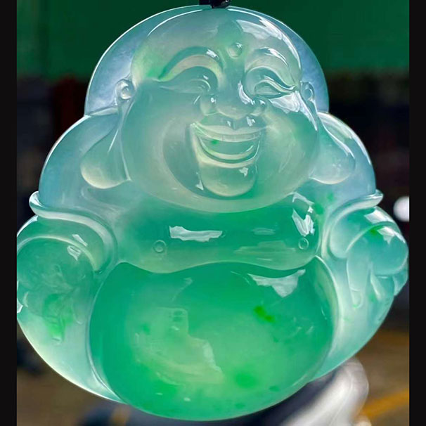 翡翠坐佛，厚裝大氣 高質(zhì)量收藏