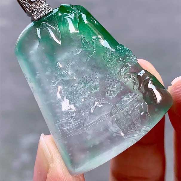 翡翠 冰玻綠花木那山水 種水好，意境雪花棉 性價(jià)比高，幾萬，喜詢~