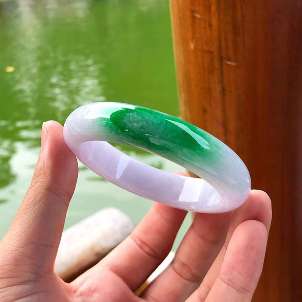糯種辣綠正圈翡翠手鐲