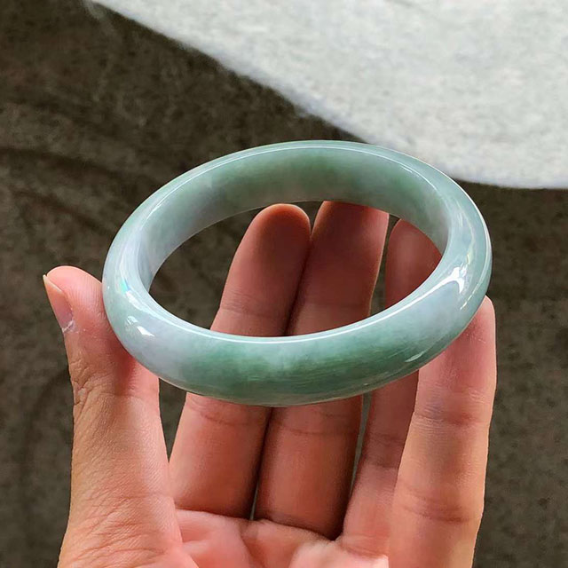 糯種帶色正圈翡翠手鐲