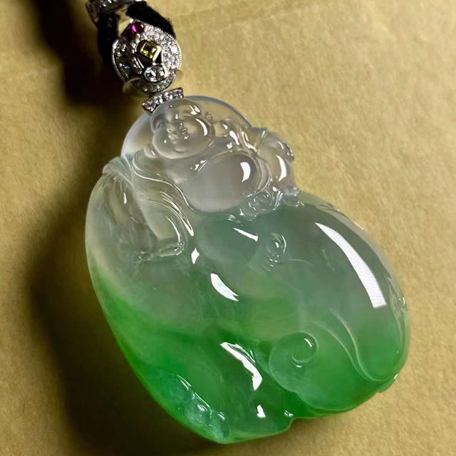 冰種綠翡翠歡喜佛