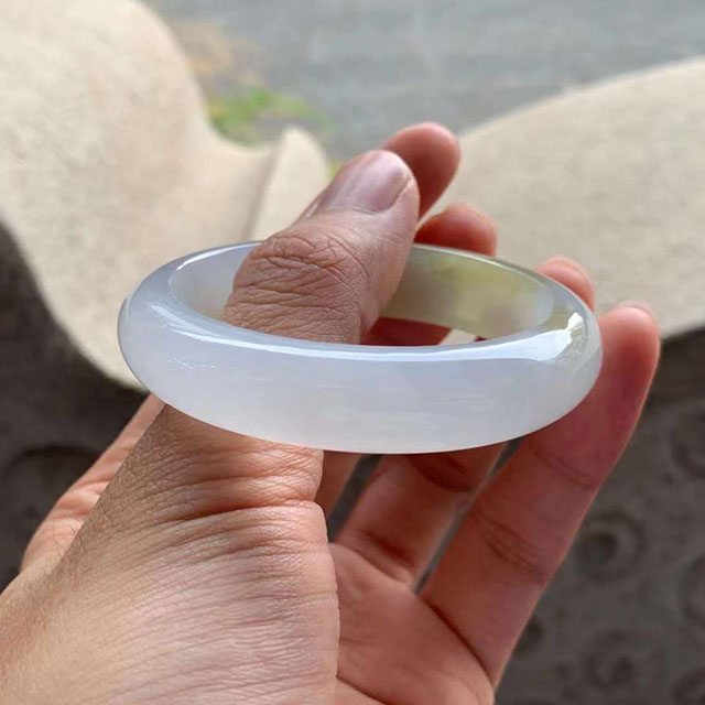 貴妃甜黃種水翡翠手鐲